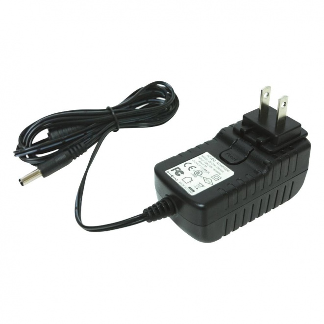 Celestron Universal Mains AC to DC Adapter with Multiplug (incl 3-Pin)